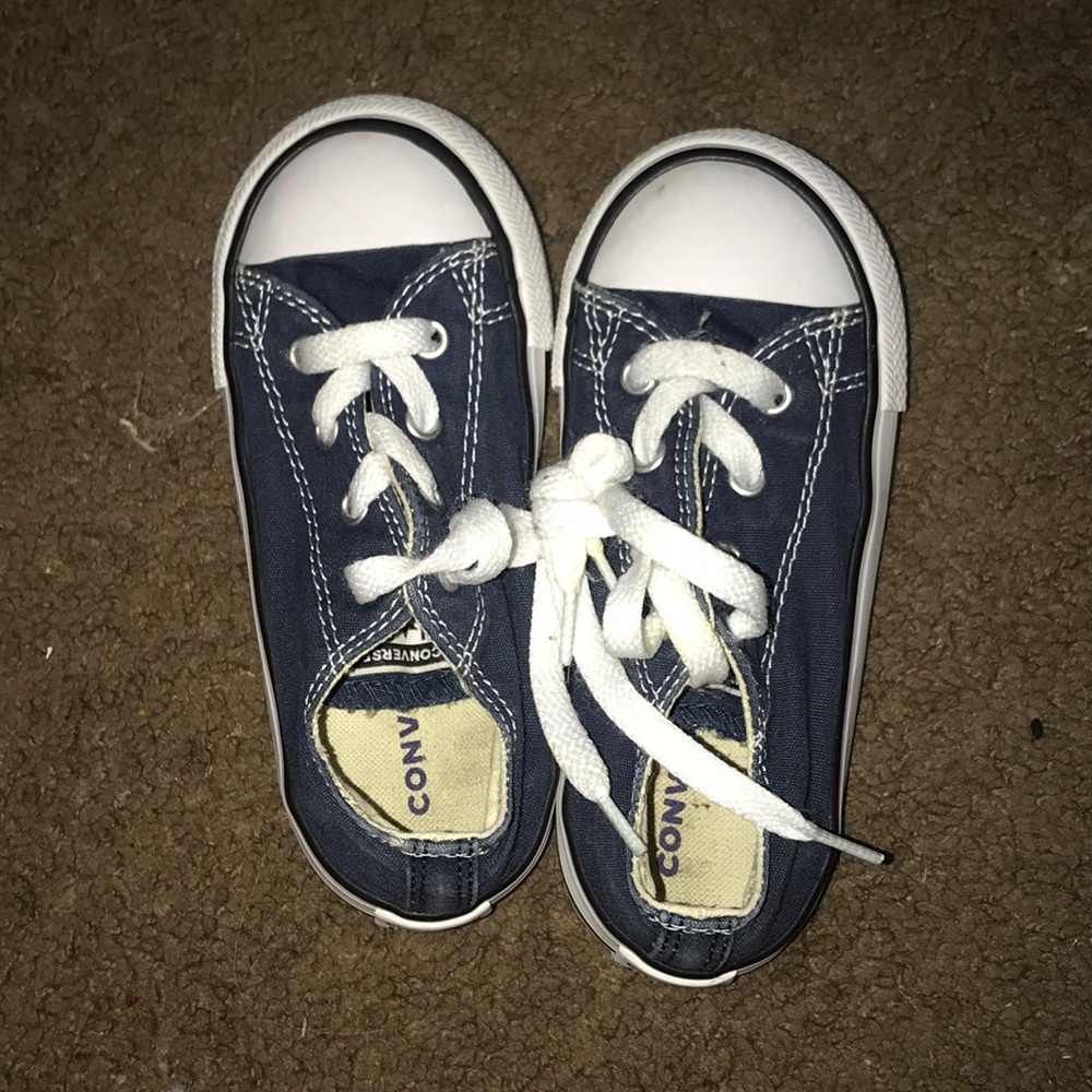 Kids converse